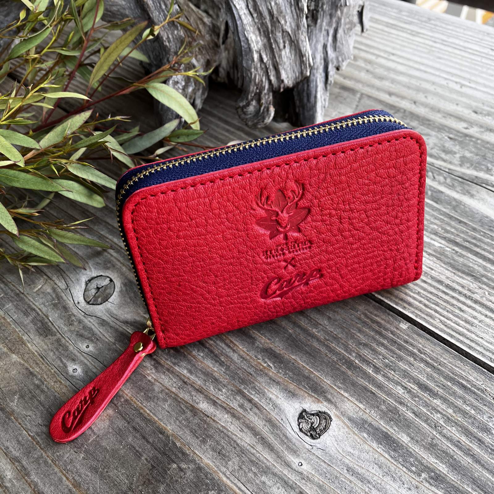 【広島ジビエレザー×カープ】コラボ　鹿革ラウンドファスナーミニウォレット