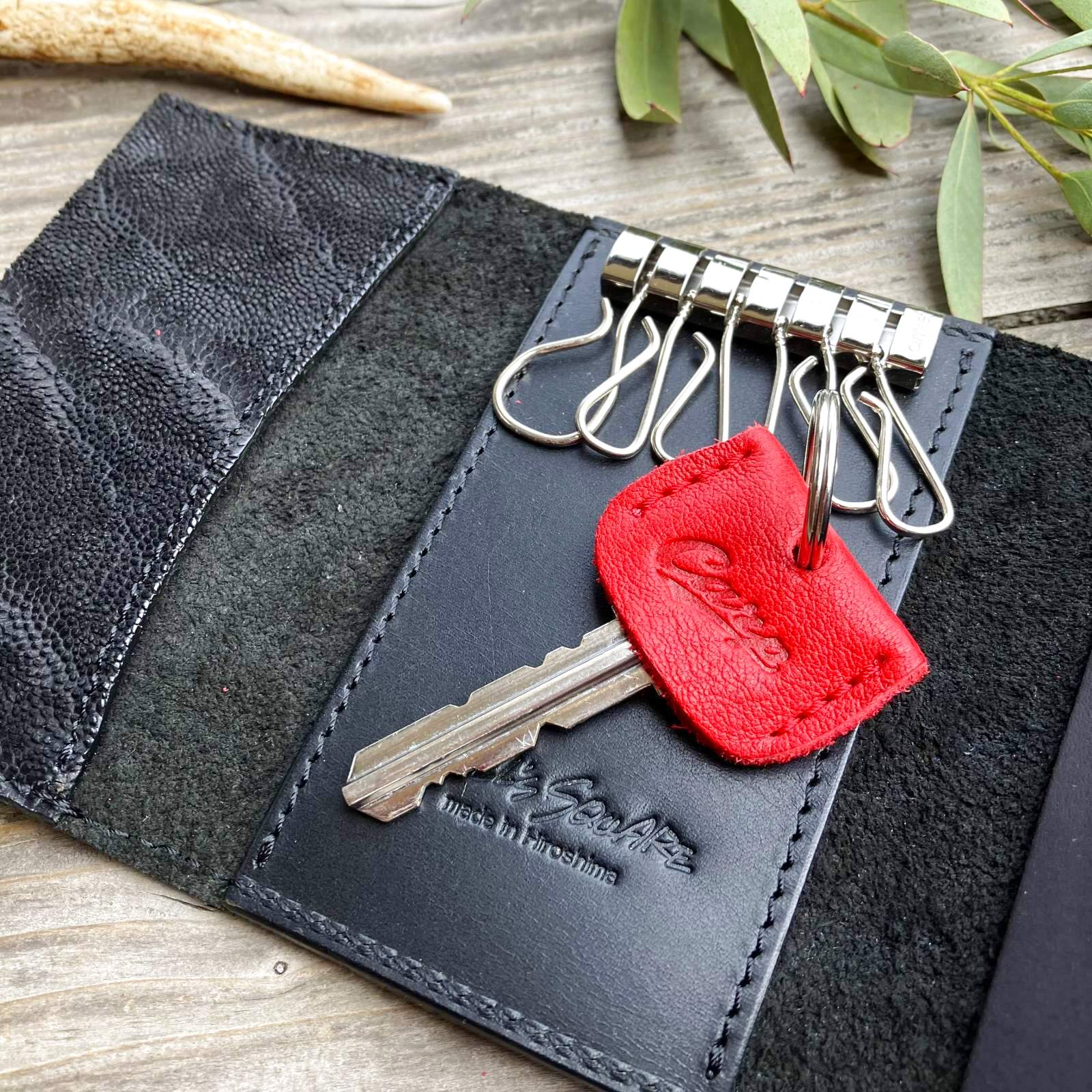 【広島ジビエレザー×カープ】コラボ鹿革キーカバー