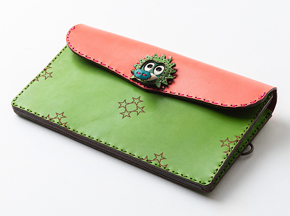 ＯＪＡＧＡ　ＤＥＳＩＧＮ　広島東洋カープ　［　スラィリー　］　ブックサイズウォレット