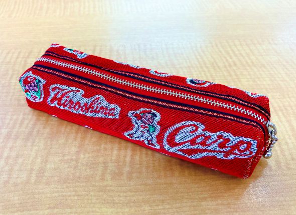 カープ畳へりペンケース