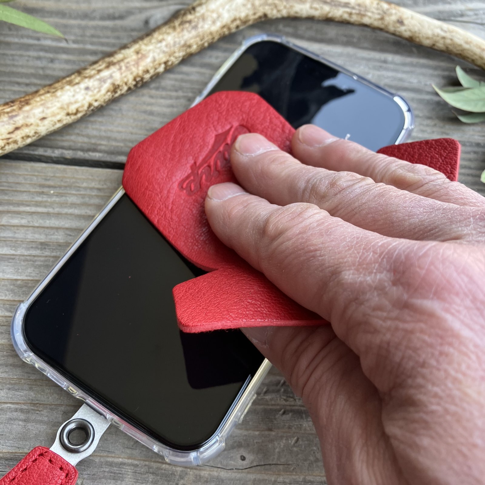 広島ジビエレザー×カープコラボ鹿革スマホクリーナー ビッグサイズ